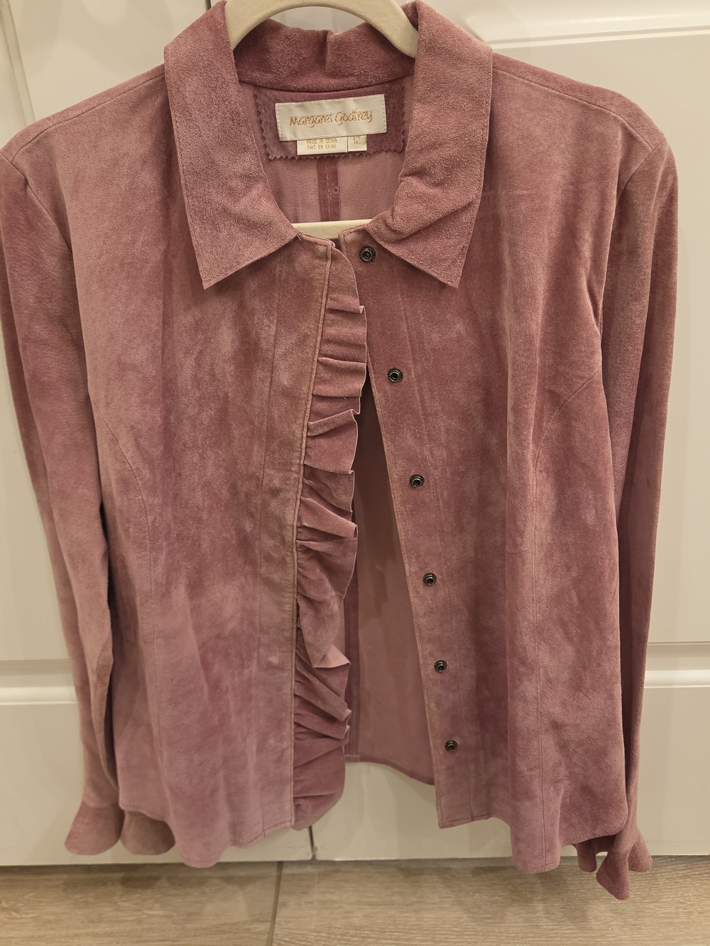 Beautiful Suede Shirt/jacket With Ruffle Details 12
